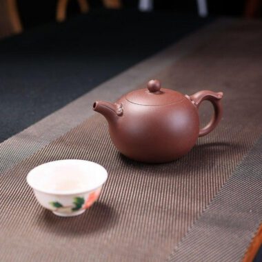Yixing Zisha Teapot Set [Wishful Xishi] (Zi Ni – 240ml)