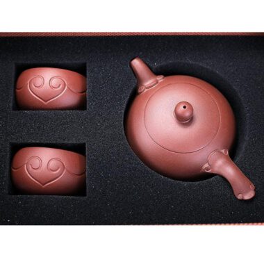 Yixing Zisha Teapot Set [Wishful Xishi] (Zi Ni – 240ml)