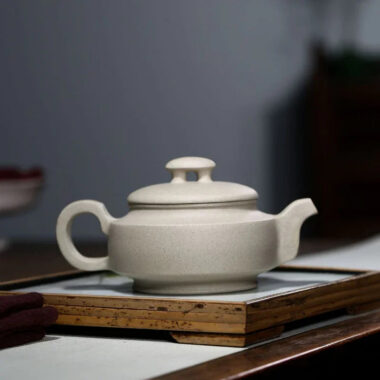 Yixing Zisha Teapot [Shang Xin Qiao] (Bai Duan Ni – 300ml)