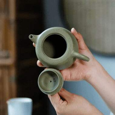 Yixing Zisha Teapot [Skyline] (Douqing Sha – 290ml)