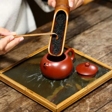 Yixing Zisha Teapot [Small Xishi Pot] (Dahongpao – 120ml)
