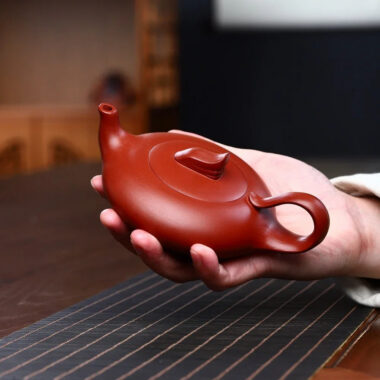 Yixing Zisha Teapot [Smooth & Fine] Painted/Plain (Dahongpao – 200ml)