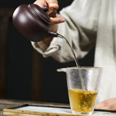 Yixing Zisha Teapot [Tang Yu Side Handle Pot]  (Zi Ni – 220ml)