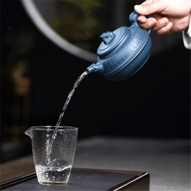 Yixing Zisha Teapot [The Dragon] (Tian Qing Ni – 340ml)