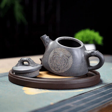 Yixing Zisha Teapot [The King] (Qing Duan Ni – 190ml)