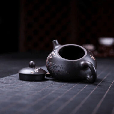 Yixing Zisha Teapot [Three Friends of Winter] (Hei Jin Sha – 160ml)