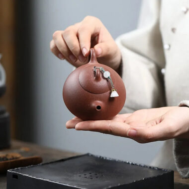 Yixing Zisha Teapot [Wendan] (Jiang Po Ni – 140ml)