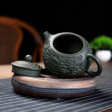 Yixing Zisha Teapot [Xiang Long Xishi] (Lu Ni – 230ml)
