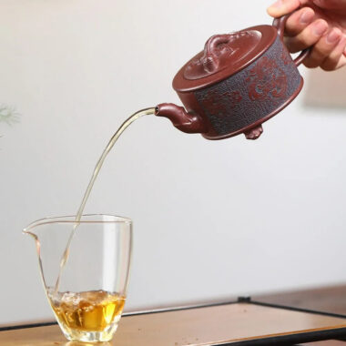 Yixing Zisha Teapot [Yu Hai You Long] (Di Cao Qing – 280ml)