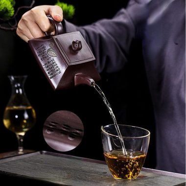 Full Handmade Yixing Zisha Teapot [Ai Lian Shuo] (Zi Jia Ni – 280ml)