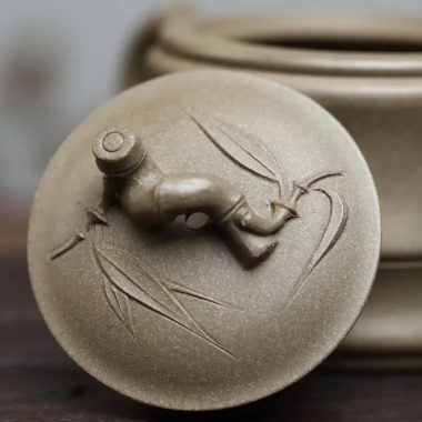 Full Handmade Yixing Zisha Teapot [Bamboo Pot] (Duan Ni – 300ml)