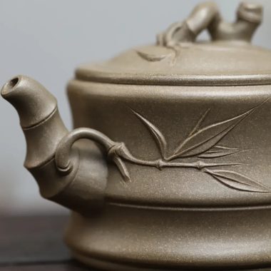 Full Handmade Yixing Zisha Teapot [Bamboo Pot] (Duan Ni – 300ml)