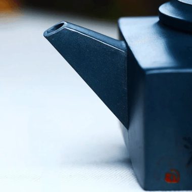 Full Handmade Yixing Zisha Teapot [Feng Qing Qi Zheng] (Tian Qing Ni – 300ml)
