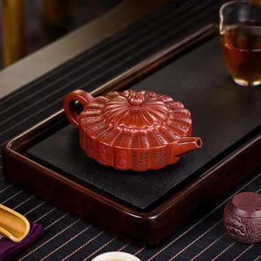 Full Handmade Yixing Zisha Teapot [Lanting Zhoupan] (Long Xue Sha – 320ml)