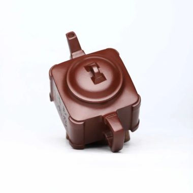 Full Handmade Yixing Zisha Teapot [Qingfeng Yulu] (Lao Zi Ni – 220ml)