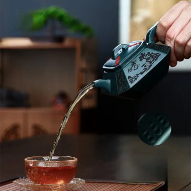 Full Handmade Yixing Zisha Teapot [Sifang Zhufu] (Lao Mo Lu Ni – 300ml)