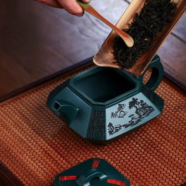 Full Handmade Yixing Zisha Teapot [Sifang Zhufu] (Lao Mo Lu Ni – 300ml)