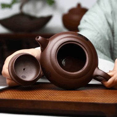Full Handmade Yixing Zisha Teapot [Yu Ruyi] (Shi Hong  – 350ml)
