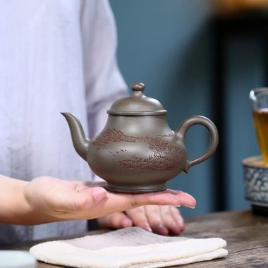 Yixing Zisha Teapot [Gao Pan Hu] (Xue Ke Qing – 300ml)