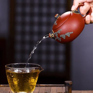 Yixing Zisha Teapot [Pine Needle Xishi] (Dahongpao – 260ml)