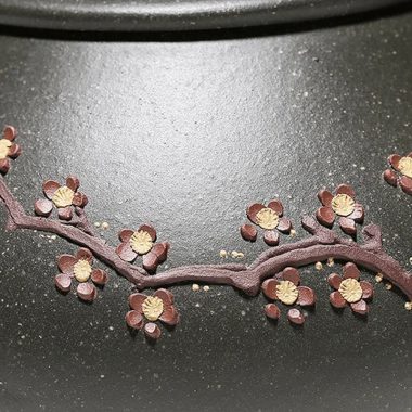 Yixing Zisha Teapot [Plum Shi Piao] (Lu Ni – 300ml)