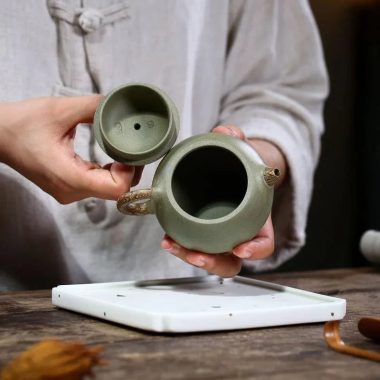 Yixing Zisha Teapot [Xishi Pot] (Douqing Sha/Jiao Ni – 190ml)